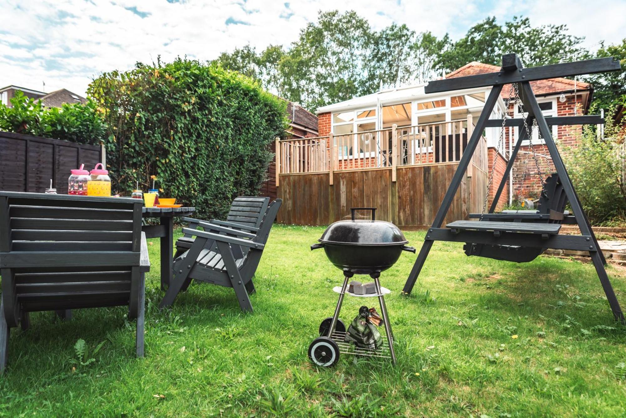 Family Gathering Bungalow Southampton Exterior foto